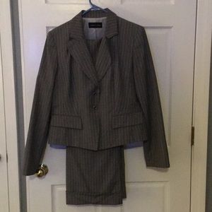 Isabel & Nina suit, size 14, grey